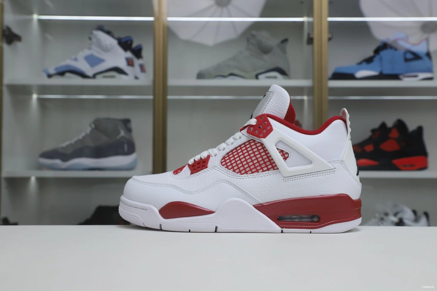 AIR RETRO 89 JORDAN4 ALTERNATE 1011